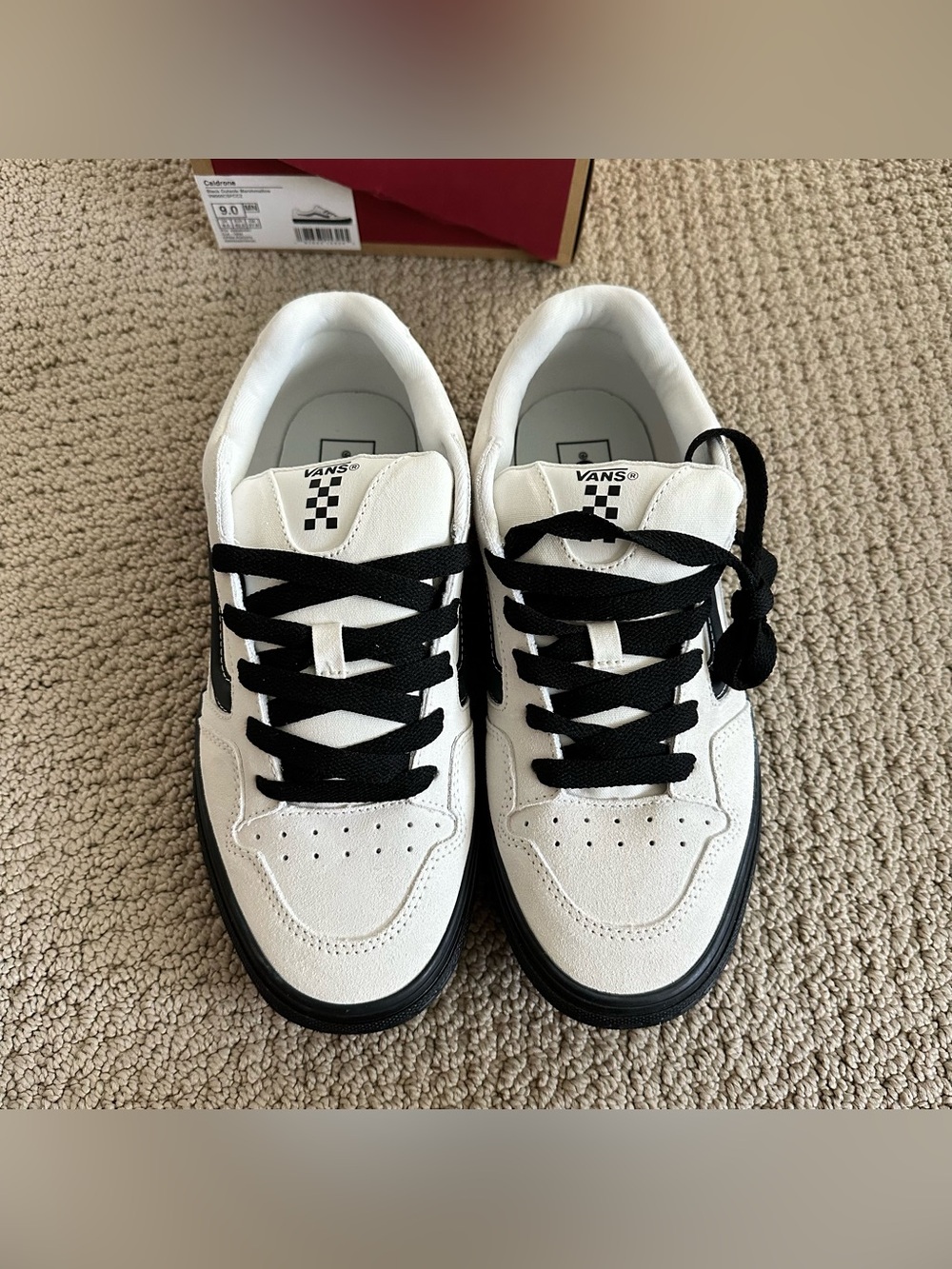 Vans Caldrone White & Black Low-Top Sneakers mens